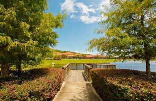 Bellavida Casa | 4BR Townhome with Lake View – BL481