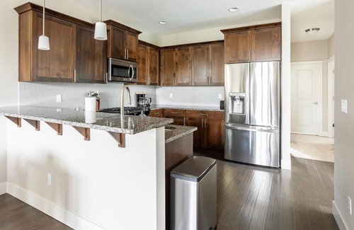 Oak Hills Casa | 4BR Townhouse in Beaverton