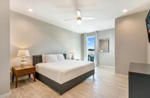 Mid-City Casa | 4BR Townhouse in Bienville Villas