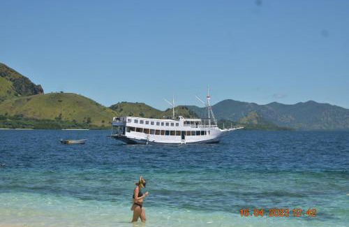 Senggigi Alquiler De Eote | 4D3N CRUISE Lombok-Komodo-Flores