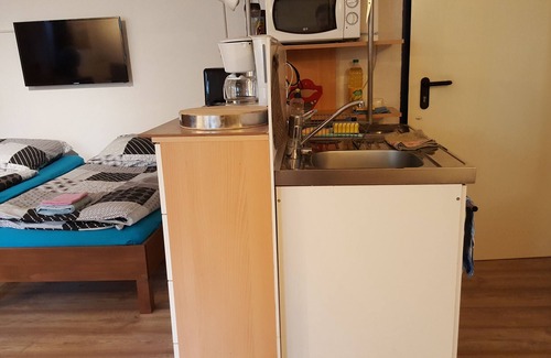 Mueggelheim Apartamento | '4er Müggelwaldzimmer' tranquilo y acogedor apartamento en Köpenick m. Zona ajardinada