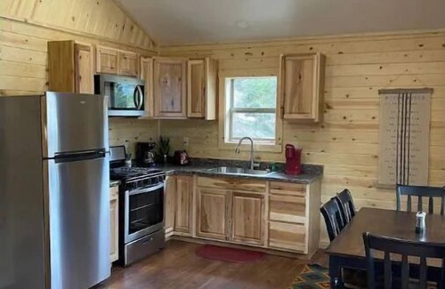 Taos Ski Valley Cabina | 4K River Ranch River Cabin 3 Sleeps 4
