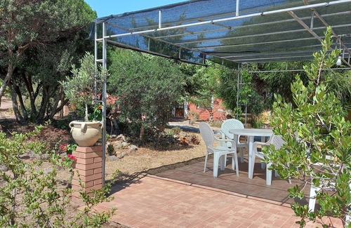 Arbus Apartamento | 4km from the sea, family apartment with indoor parking and garden