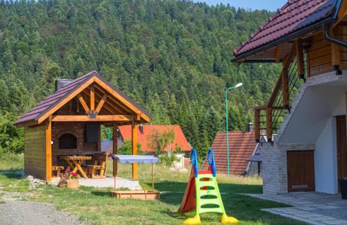 Mitrovac Apartamento | 4REST Tara