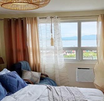 Sasa Apartamento | 4th - Sea View of Seawind Condominium