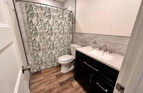 Moscow Apartamento | 4th St Flats