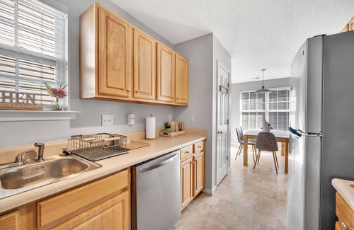 Huntcliff Casa | 4TVs★3Beds★Fully Stocked Kitchen★Spacious Getaway