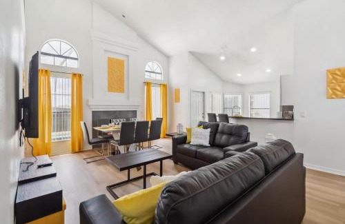 Lake Davenport Estates Casa | 5-3 Private Pool House Near All Famous Attractions!