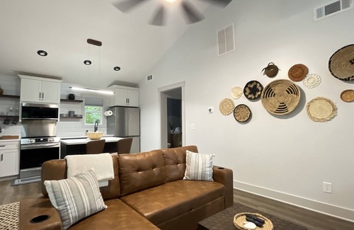 Sautee Nacoochee Cabaña | 5.5mi to Helen - Couples Shower - Private Fire Pit