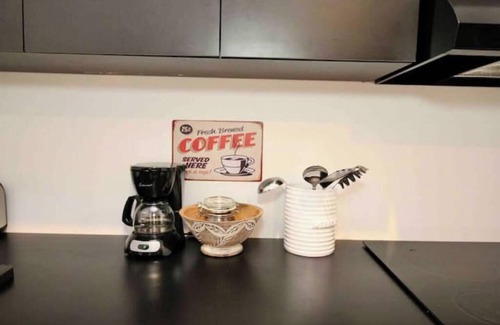 Carcel Apartamento | 5.6 Historic Urban Living w/ Generator + Parking