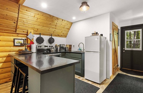 Mancelona Cabina | 5 acre A-Frame near Torch Lake, Shanty Schuss Mtn, Traverse City & Kalkaska