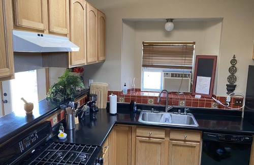 Mesilla Park Casa | 5 Acre Horse Ranch next to University.
