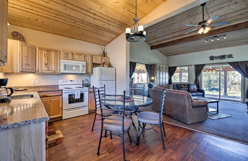 Spanish Valley Apartamento | ¡NUEVO! Estudio Moab de 5 acres con barbacoa e impresionantes vistas al monte