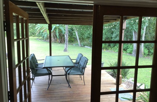 Oviedo Casa | 5-Acre quiet retreat 2 miles from UCF 3/2 Home