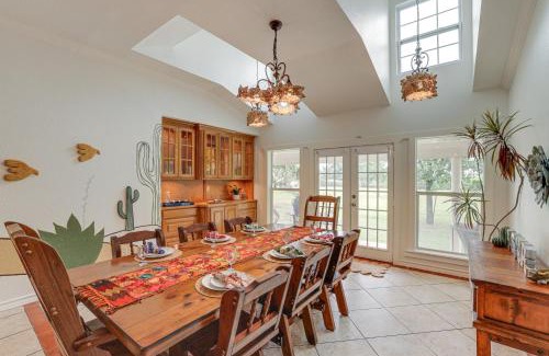 Crowley Casa | 5 Acres! Countryside Getaway Outside Fort Worth