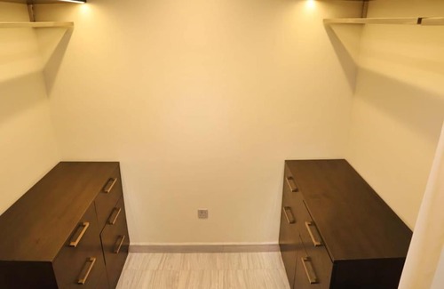 Doha Apartamento | 5 Bd beachfront with private and amenities access