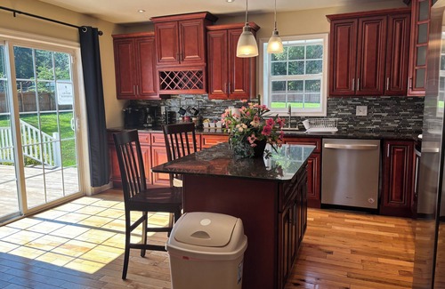 Horsham Casa | 5 Bdrm House Horsham-Philadelphia-Sleeps 10!