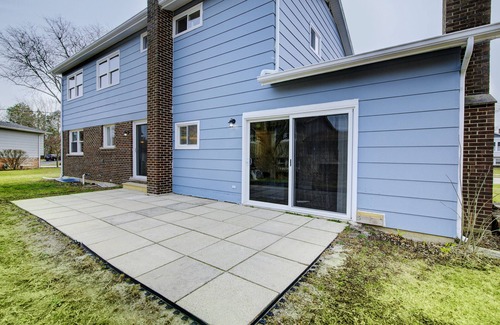 Arlington Heights Casa | 5 Bed/2.5 Bath Home in Arlington Heights - Close to Airport, shopping