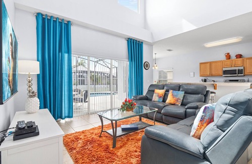 West Haven Casa | 5 bed, 3.5 bath newly refurbished villa on the gated community of Westhaven