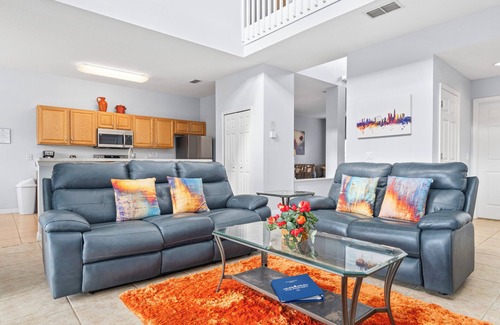 West Haven Casa | 5 bed, 3.5 bath newly refurbished villa on the gated community of Westhaven