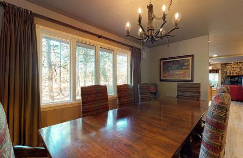 Sunriver Casa | 5 Bed 3 Bath Vacation home in Sunriver