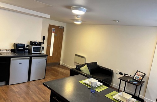 Barbican Apartamento | 5 Bed Apartment @ Astor House by Pureserviced