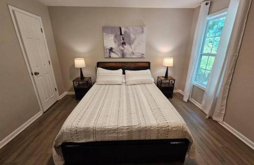 Duluth Casa | 5-Bed Gem Close to Duluth Fun Sleeps 16