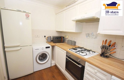 Lavender Fields Casa | ✪ 5 Bed House ✪ LEISURE/BUSINESS ✓ Free Parking