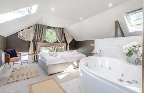 Blofield Casa | 5 Bed in Blofield oc-s33037