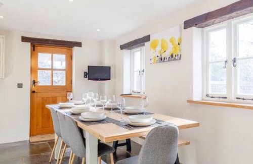 Otterham Casa | 5 Bed in Crackington Haven 80628