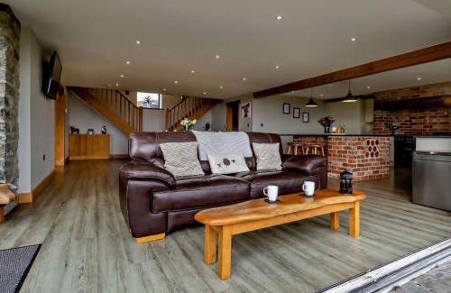 Builth Wells Casa | 5 Bed in Hay-on-Wye 78163