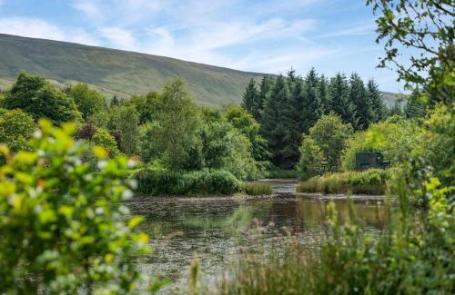 Hawes Casa | 5 Bed in Snaizeholme oc-w32200