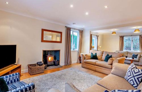 Meathop Casa | 5 Bed in Witherslack SZ593