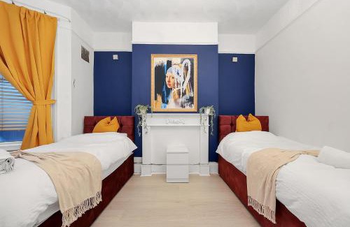 Leabridge Apartamento | 5 Bed Town-house by Harlington