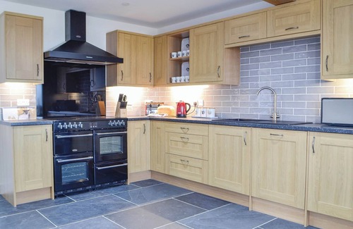 Llanwrthwl Cabaña | Alojamiento de 5 habitaciones en Llanwrthwl, near Rhayader