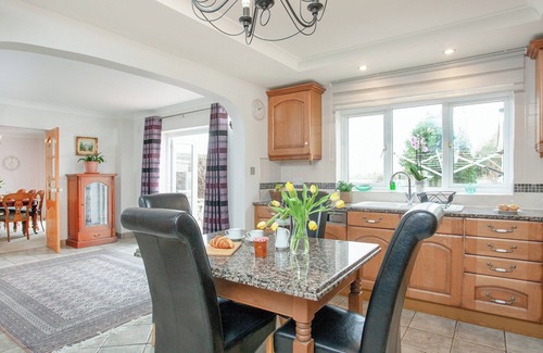 Newton Saint Cyres Cabaña | Alojamiento de 5 habitaciones en Exeter