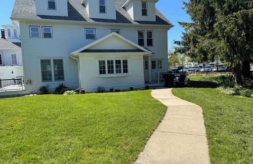 Egg Harbor Casa | 5 Bedroom all with Private bath - Home Port Door County