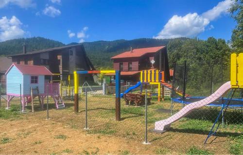 Jasenak Casa | 5 Bedroom Amazing Home In Jasenak