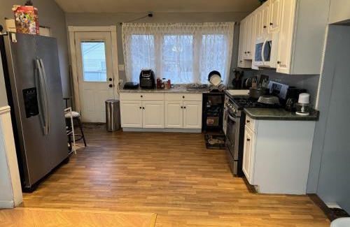 Keansburg Apartamento | 5 bedroom apartment hotel