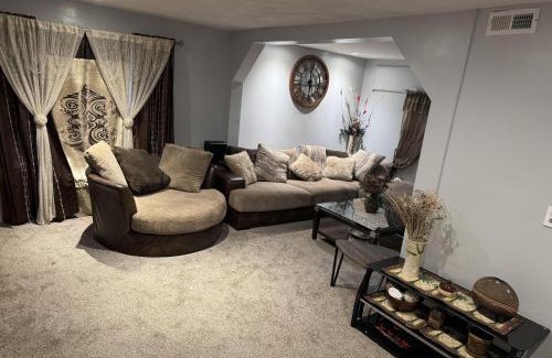 Keansburg Apartamento | 5 bedroom apartment hotel