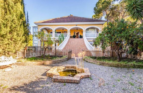 Pinos de Alhaurin Casa | 300 m² Casa ∙ 5 habitaciones ∙ 11 personas