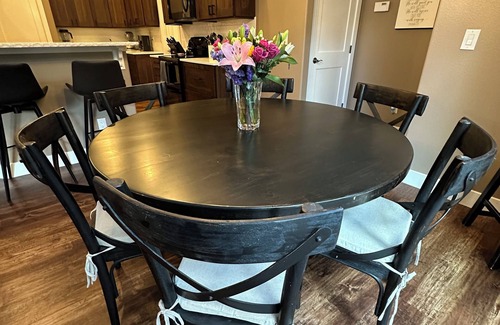 Colorado Springs Casa | 5 Dormitorio Principal en 1 Treed Acre 4 Miles de Air Force Academy