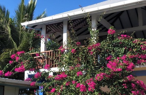 Kendhoo Casa | 5 bedroom hotel on Kendhoo Island, with AC, Wi-Fi, and peaceful surroundings.