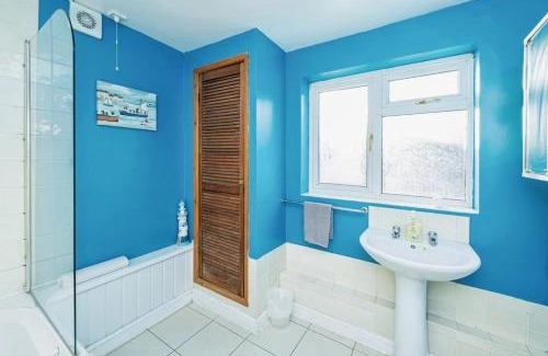 Kettering Casa | 5 Bedroom House For Corporate Stays in Kettering