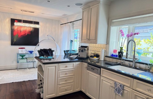 Corona del Mar Villa | 5-bedroom in Newport Beach，the High quality, convenient and very comfortable;