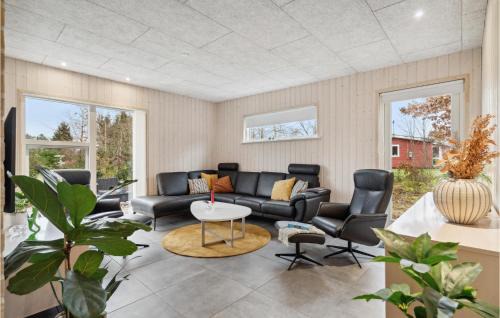 Sundstrup Casa | 5 Bedroom Lovely Home In Højslev
