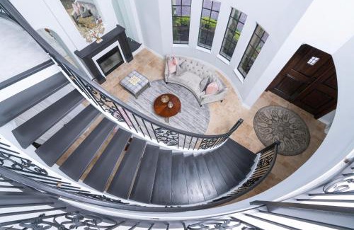 Deerfield Beach Casa | 5 Bedroom Luxe Villa on Deep Water Intracoastal