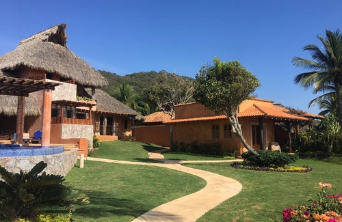 Troncones Villa | Villa de lujo de 5 dormitorios - Playa privada, piscina, chef, vistas al mar y puestas de sol