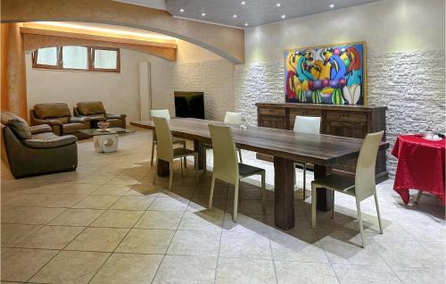 Termoli Casa | 5 Bedroom Nice Home In Termoli