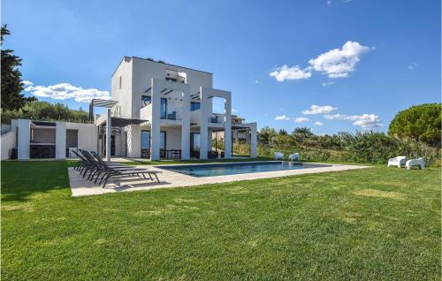 Partinico Casa | 5 Bedroom Nice Home In Trappeto